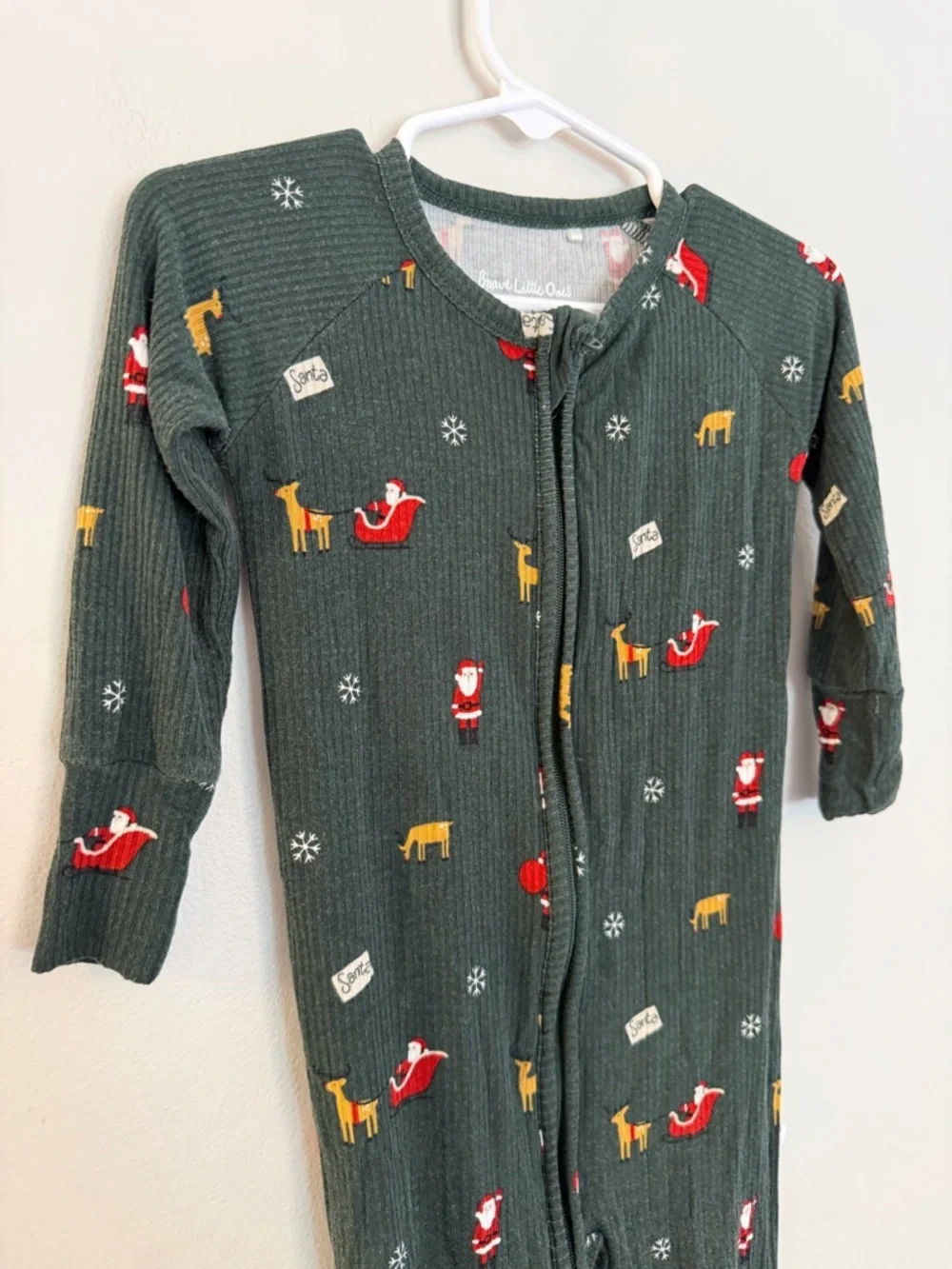 Brave Little Ones Bamboo Christmas Pajama Santa One Piece 12-18M